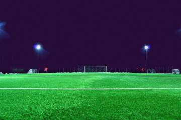 现场一幕！墨西哥球迷“蹭”喝：把旗杆当吸管插进杯子偷饮｜足彩网官方网站（配图示意）